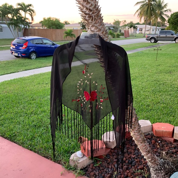 Black Shawl w/ Red Flower on back - Picture 3 of 5